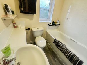 Bathroom- click for photo gallery